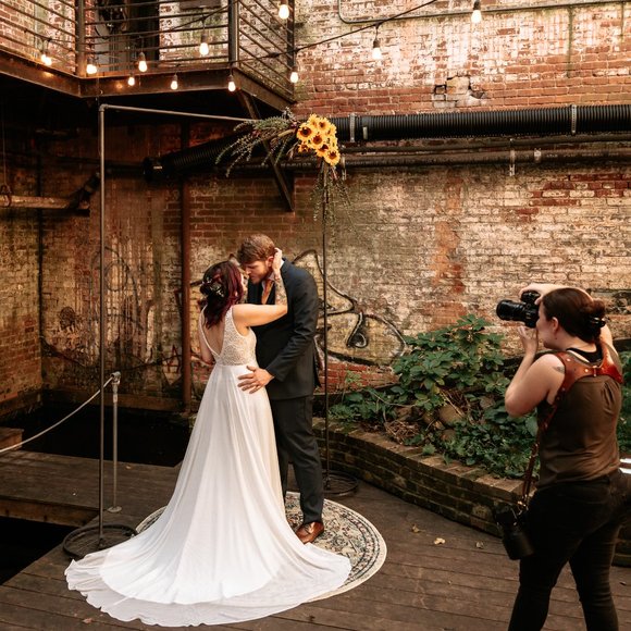 Meet your Posher! 🙋🏻 - Picture 4 of 10